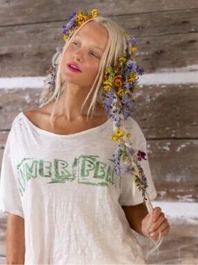 Magnolia Pearl "Inner Peace" Boyfriend Tee – Mantis Green Graphic (OS)